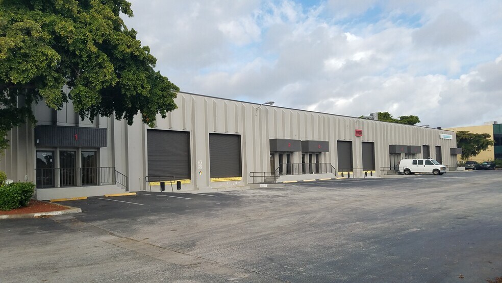 More Photos Of 1020 SW 10th Ave, Pompano Beach Distribution For Lease