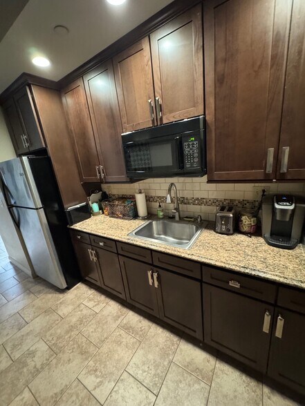 More Photos Of 9210-9218 Norwalk Blvd, Santa Fe Springs Light Distribution For Sale
