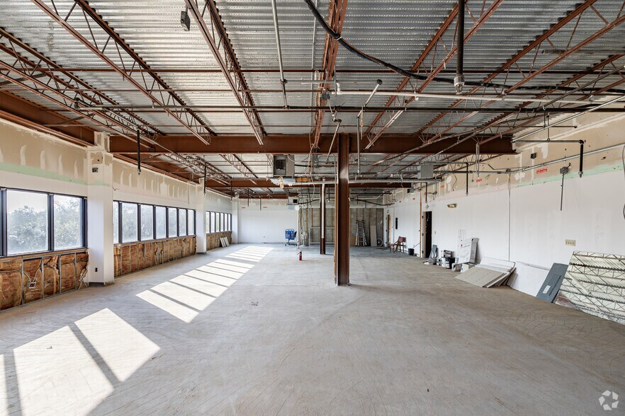 More Photos Of 3745 Broadway, Fort Myers Medical For Sale