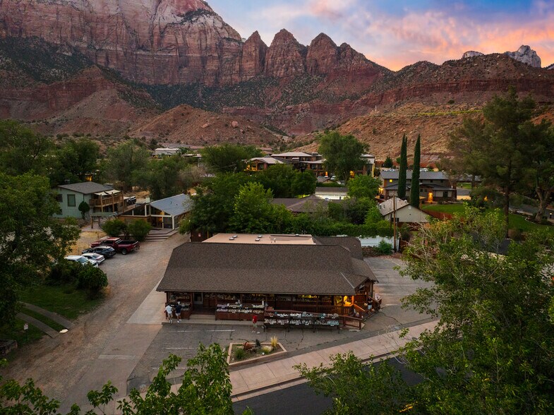 More Photos Of 694 Zion Park Blvd, Springdale Storefront Retail Residential For Sale