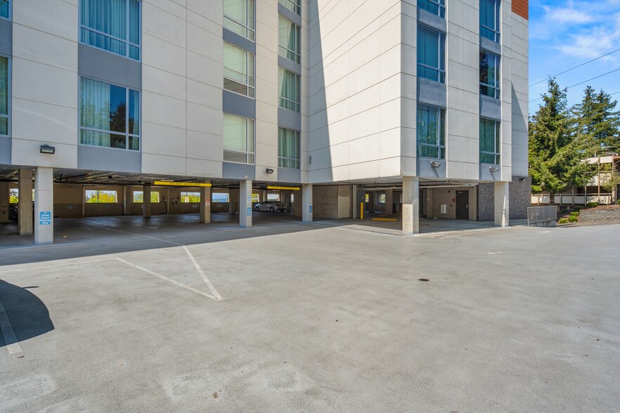 More Photos Of 22406 Pacific Highway South, Des Moines Hotel For Sale