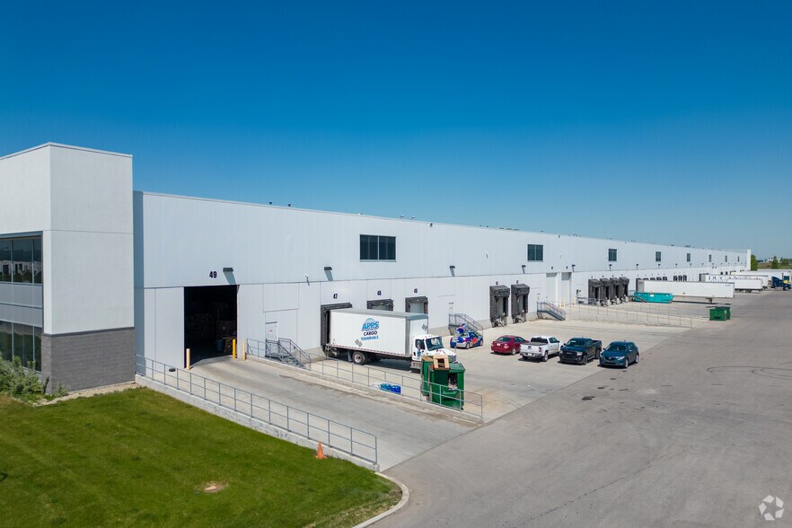 More Photos Of 1610 104th Ave NE, Calgary Warehouse For Lease