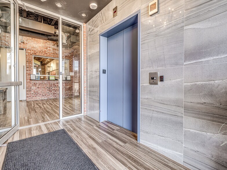 More Photos Of 2028 E Memorial, Edmond Office For Lease