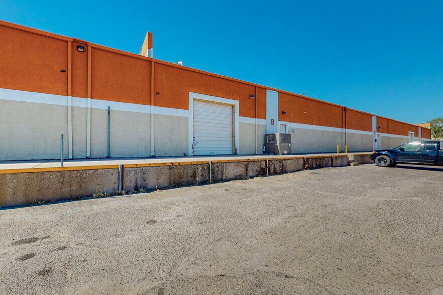 More Photos Of 1823 Commercial St NE, Albuquerque Warehouse For Sale