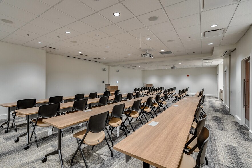 More Photos Of 26 Century Blvd, Nashville Office For Lease