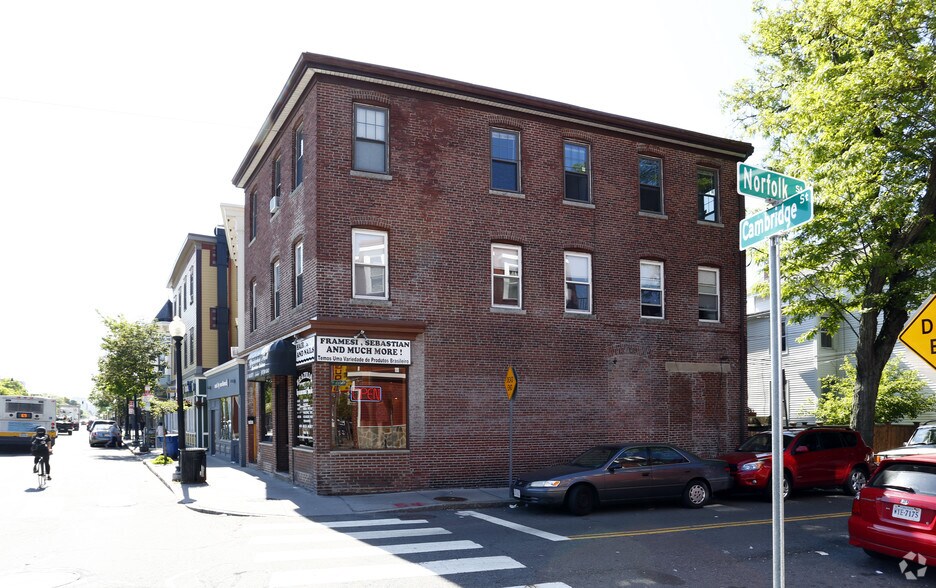 More Photos Of 1130-1132 Cambridge St, Cambridge Storefront For Lease