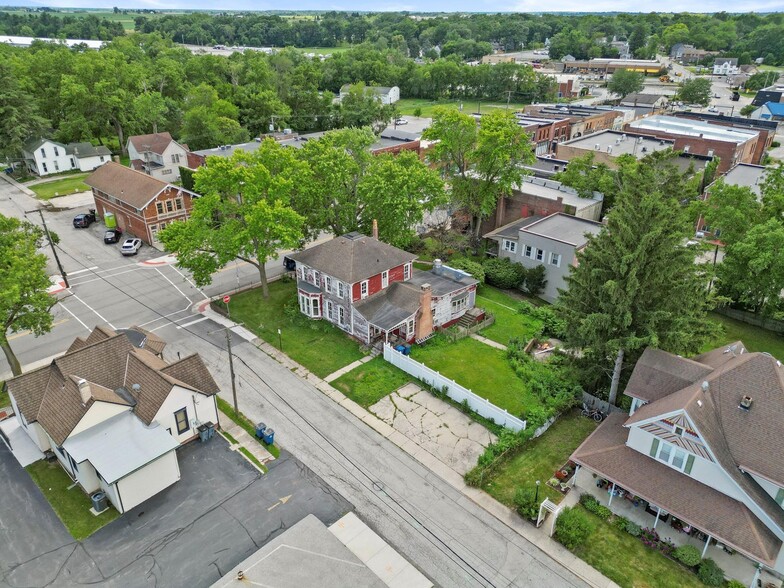 Primary Photo Of 427 E Commercial Ave, Lowell Freestanding For Sale