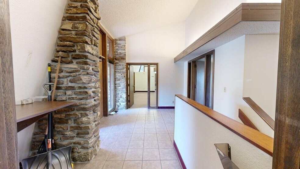 Primary Photo Of 11 E Airport Rd, Billings Office For Lease
