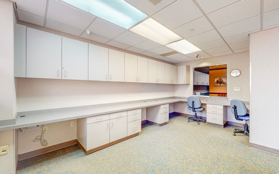More Photos Of 4000 Johnson Rd, Steubenville Healthcare For Sale