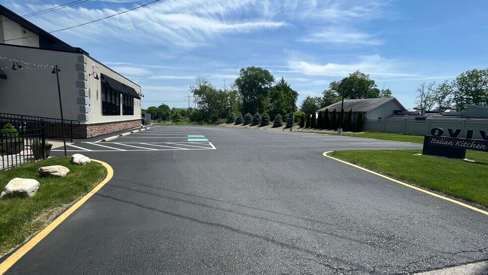 More Photos Of 4558 Crackersport Rd, Allentown Restaurant For Sale