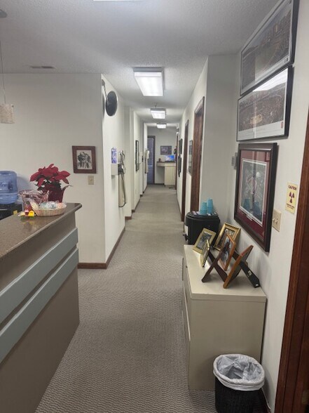 More Photos Of 411-511 N Wendover Rd, Charlotte Medical For Lease