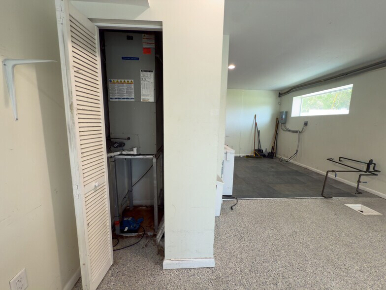 More Photos Of 805 N Federal Hwy, Boynton Beach Freestanding For Sale