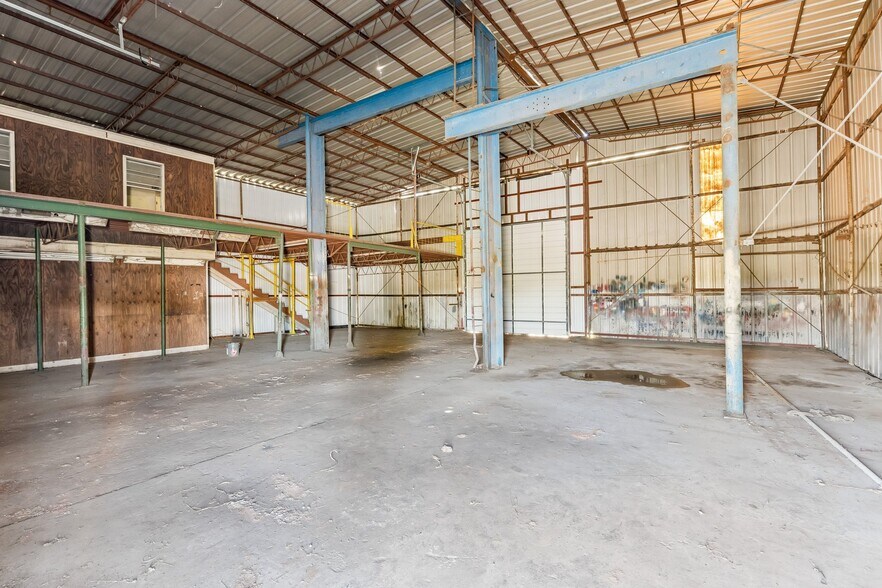 More Photos Of 11113 S Sunnylane Rd, Oklahoma City Warehouse For Sale