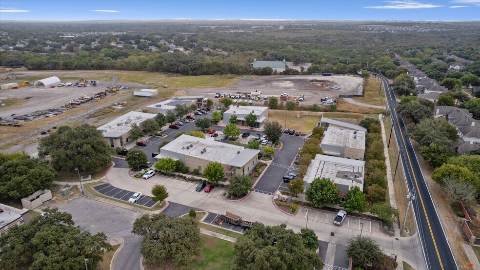 More Photos Of 9811 S IH-35, Austin Office For Sale
