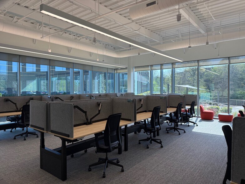 More Photos Of 5511 Virginia Way, Brentwood Office For Lease