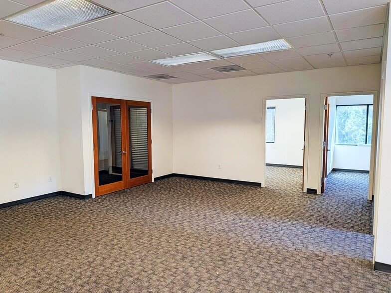 More Photos Of 4604 Scotts Valley Dr, Scotts Valley Loft Creative Space For Lease