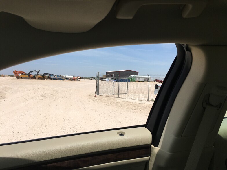 More Photos Of 435 Fm 1233, Monahans Flex For Sale