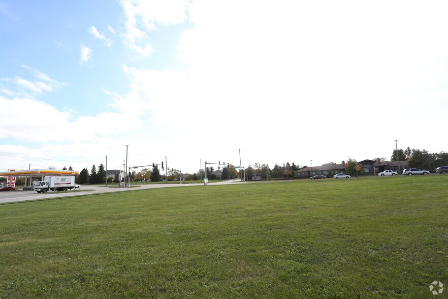 More Photos Of S Frankfort Square Rd, Frankfort Land For Sale