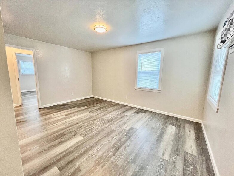 More Photos Of 3100 S Dumas Ln, Oklahoma City Apartments For Sale