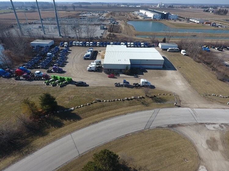 More Photos Of 7685 Fishel Dr N, Dublin Warehouse For Lease