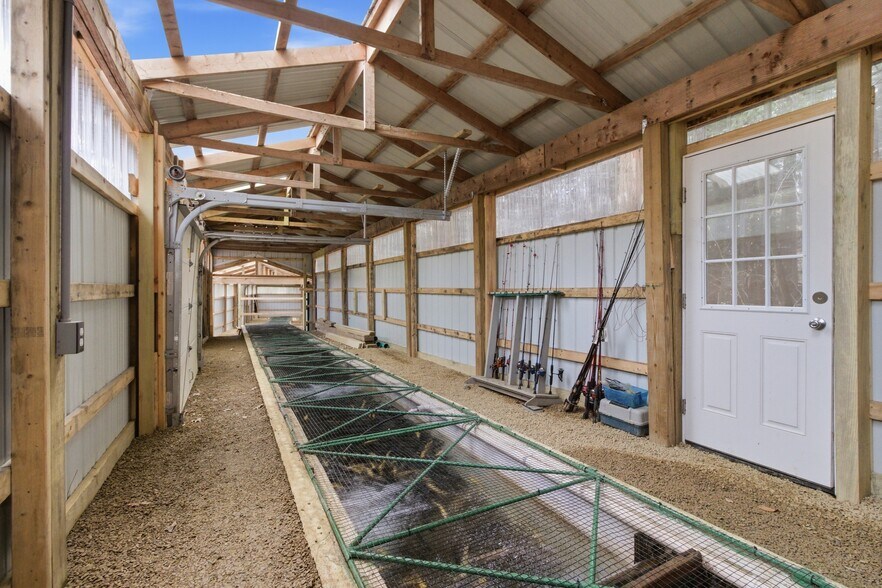 More Photos Of 89 Nolan Rd, Penfield General Retail For Sale