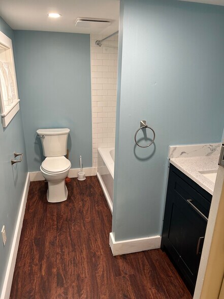 More Photos Of 35 Bath Rd, Brunswick Multifamily For Sale