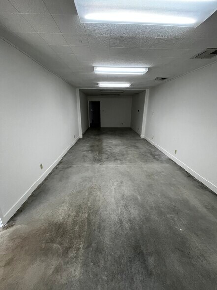 More Photos Of 100 N Hill Dr, Brisbane Light Manufacturing For Sale