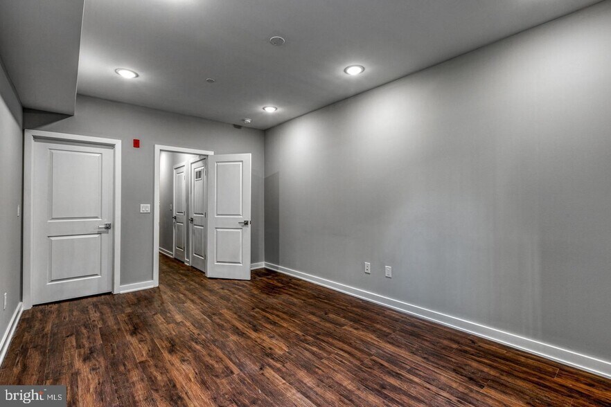 More Photos Of 1316 S Broad St, Philadelphia Apartments For Sale