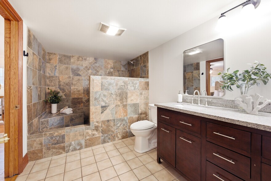 More Photos Of 12141 Wildwood Trl, Kagel Canyon Specialty For Sale