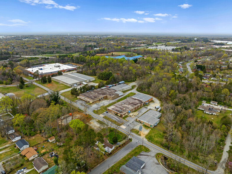 Primary Photo Of 1200 Hickory Chapel Rd, High Point Light Manufacturing For Lease