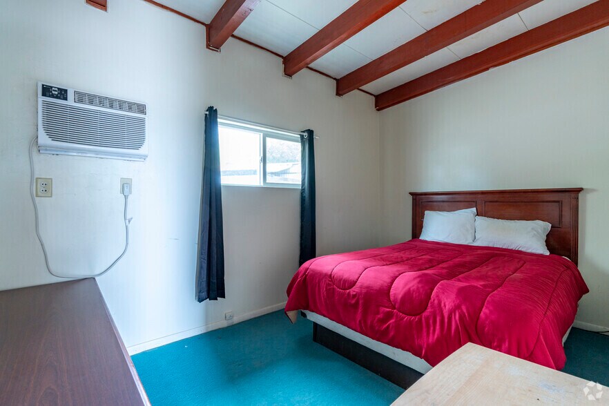 More Photos Of , Lovelock Unknown For Sale