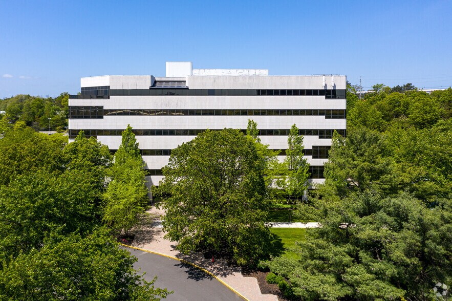 More Photos Of 105 Fieldcrest Ave, Edison Office For Lease