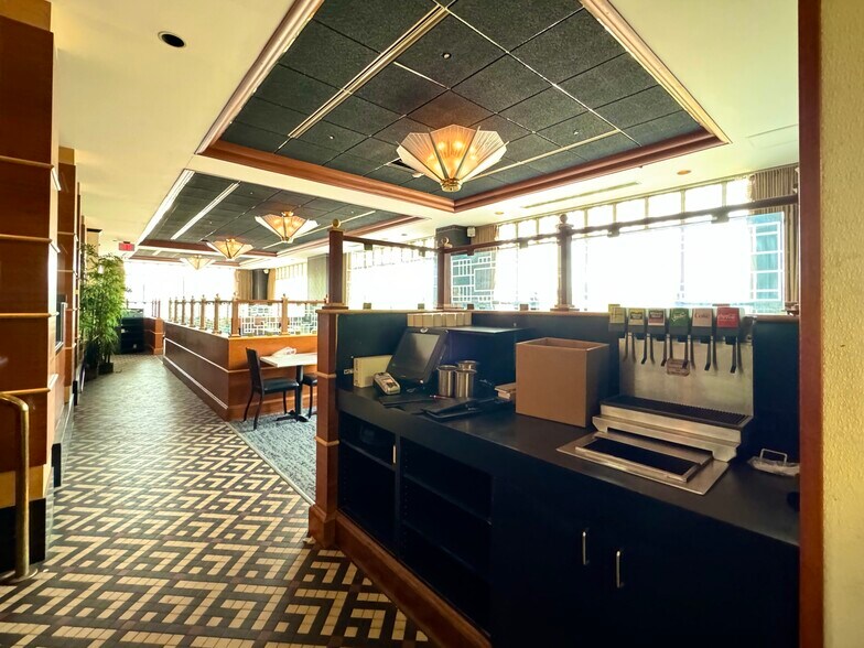 More Photos Of 124 E Main St, Ephrata Office For Sale