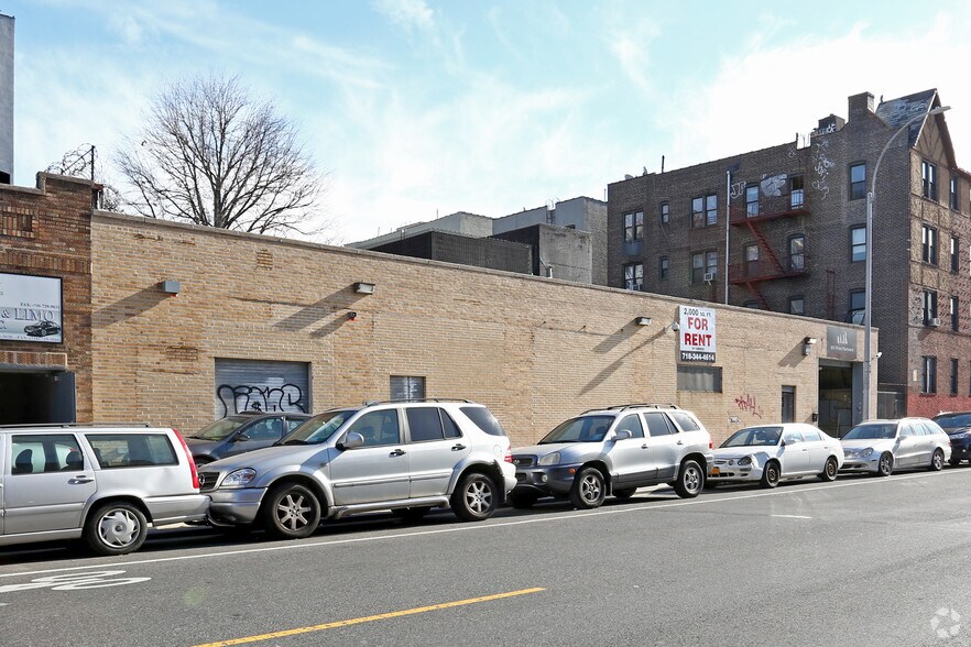 Primary Photo Of 4541-4545 39th St, Long Island City Warehouse For Lease