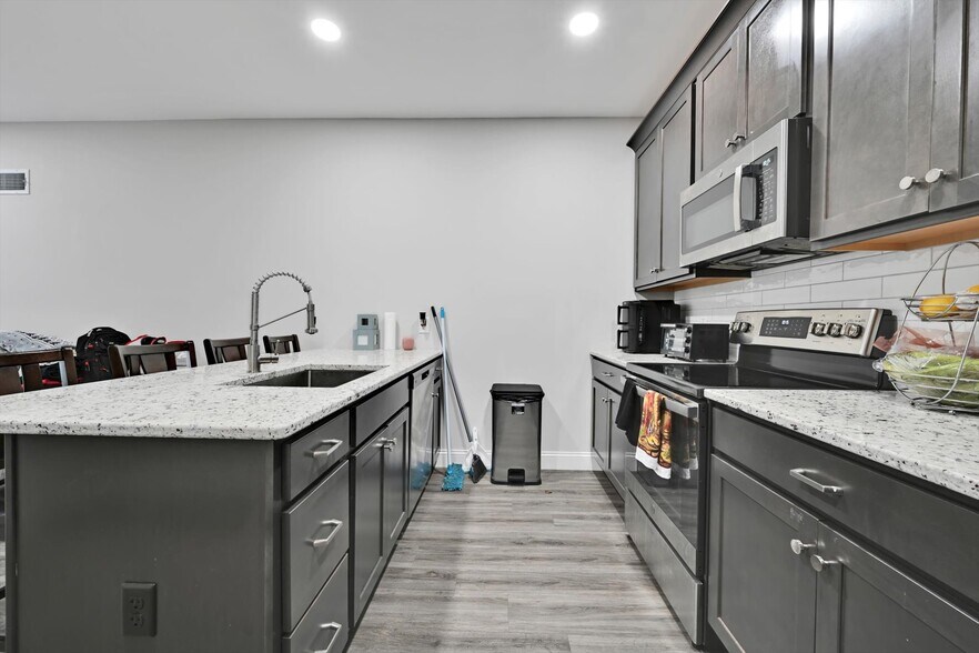 More Photos Of 236 W Market St, Jonestown Multifamily For Sale
