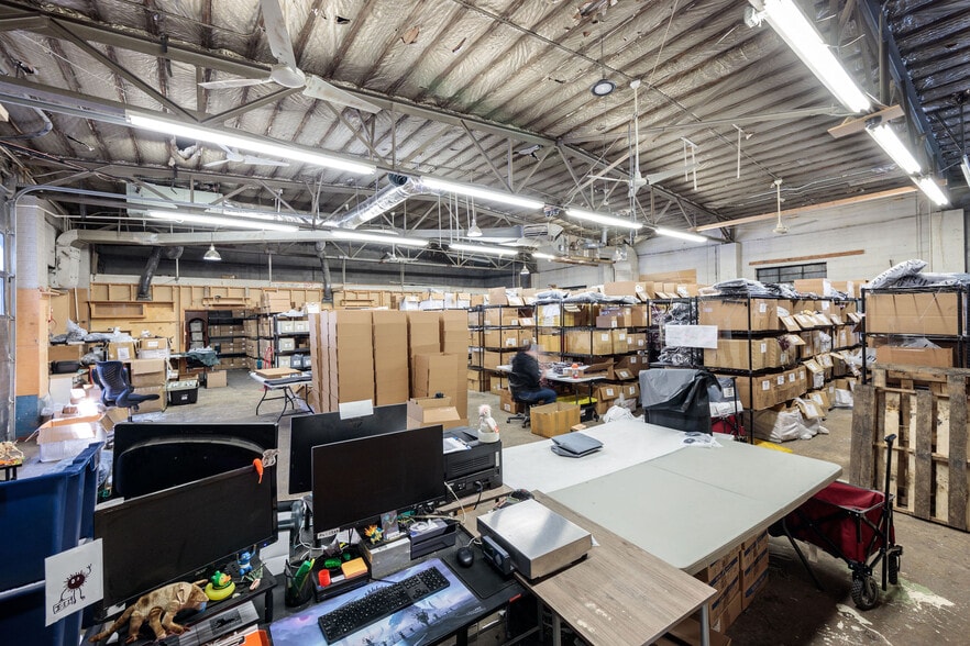 More Photos Of 2312-2314 W Cary St, Richmond Warehouse For Lease