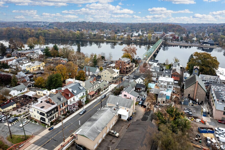 More Photos Of 500-580 Union Square Dr, New Hope Coworking Space