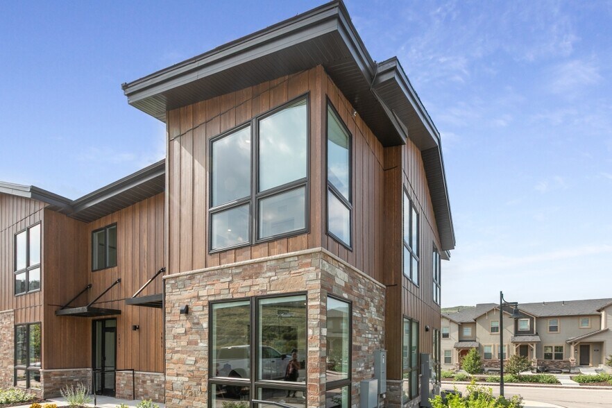 More Photos Of 1086 Spring Rd, Kamas Office Residential For Sale
