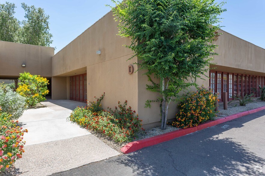 More Photos Of 2990 E Northern Ave, Phoenix Medical For Lease