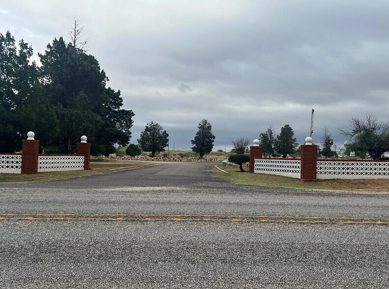 More Photos Of 2834 S State Highway 208, Snyder Cemetery Mausoleum For Sale