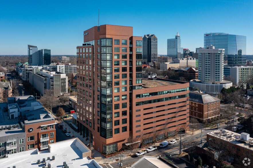 More Photos Of 323 W Jones St, Raleigh Apartments For Lease
