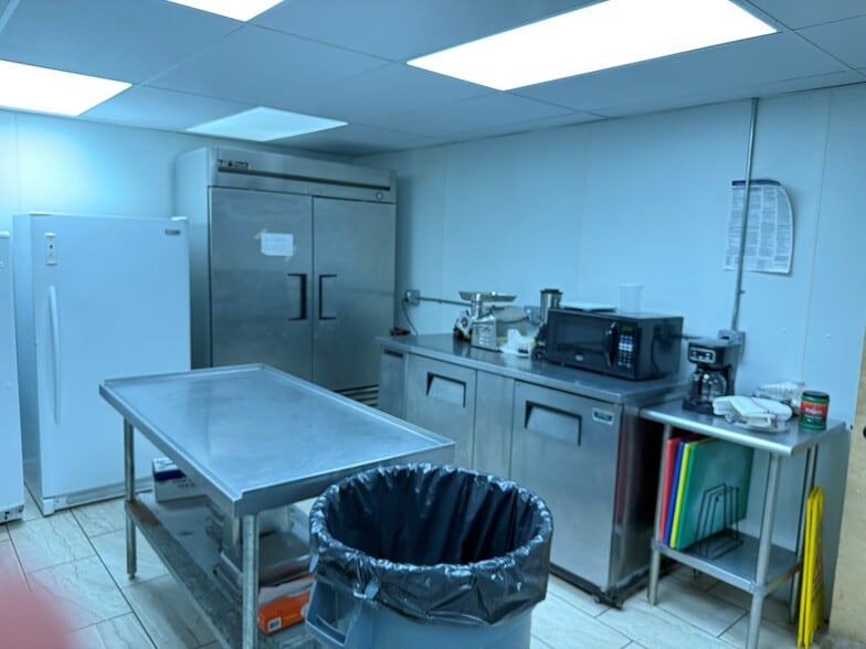 More Photos Of 2 US Highway 46, Mount Olive General Retail For Sale