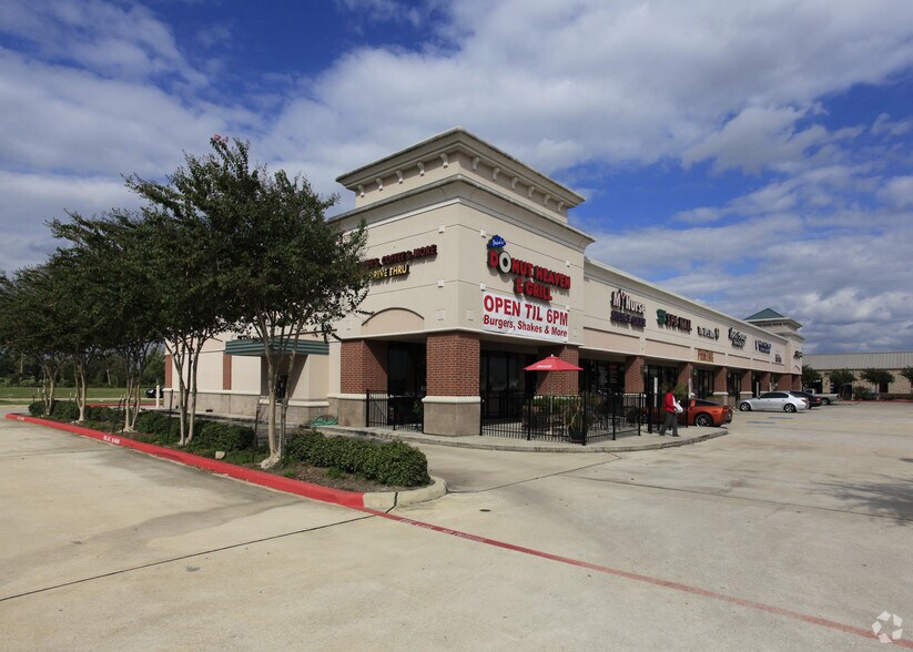 More Photos Of 11601 Shadow Creek Pky, Pearland Unknown For Lease