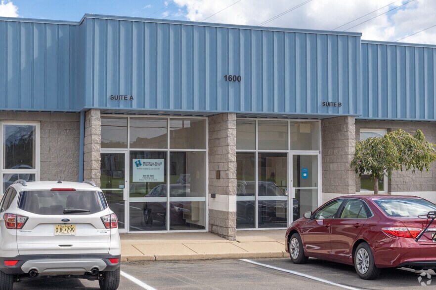 More Photos Of 1600 Reed Rd, Pennington Light Distribution For Sale