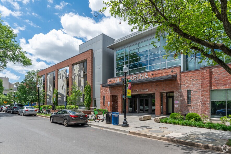 More Photos Of 1140 3rd St NE, Washington Coworking Space