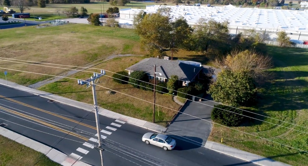 More Photos Of 1281 Airport Rd, Milford Land For Lease