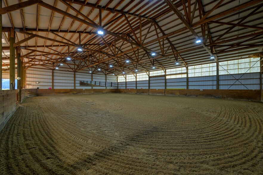 More Photos Of 5228 Gardner Ln, Florence Horse Stables For Sale