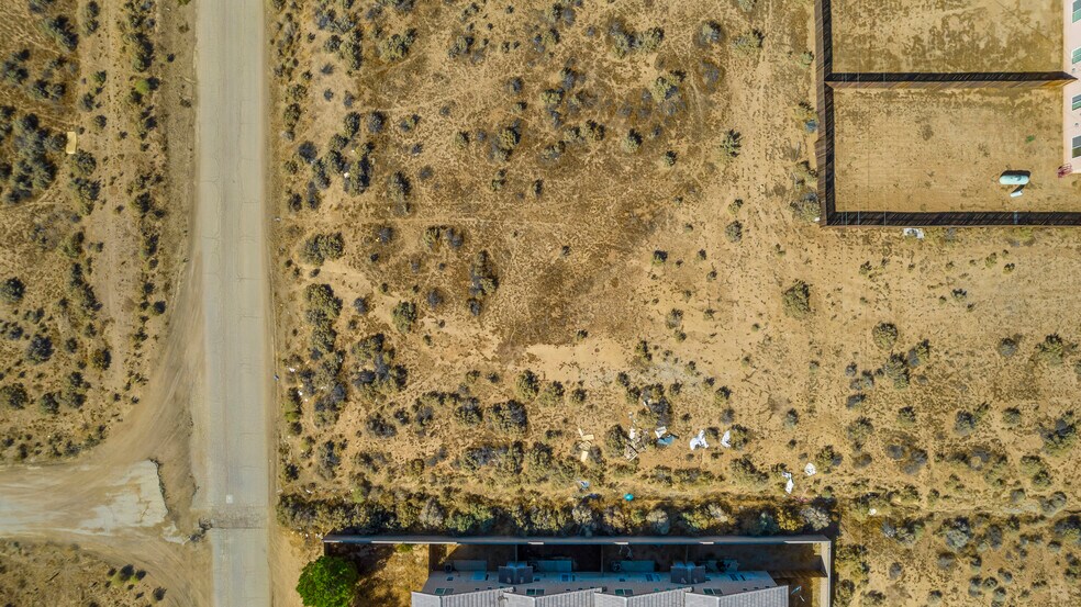 More Photos Of 19660 98th St, California City Land For Sale