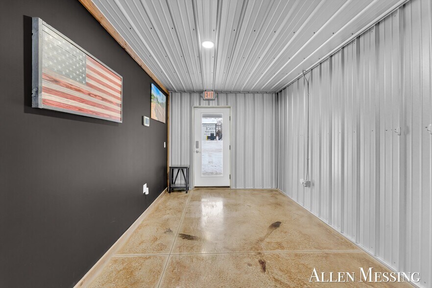 More Photos Of 1447 Kelsey Hwy, Ionia Flex For Sale