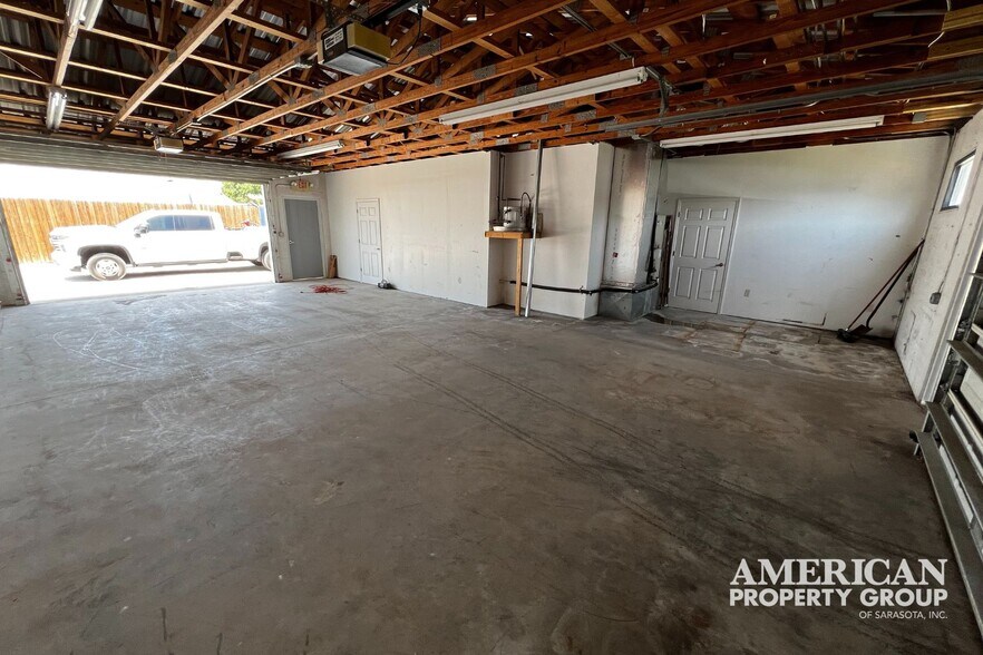 More Photos Of 5336 Ashton Ct, Sarasota Warehouse For Lease
